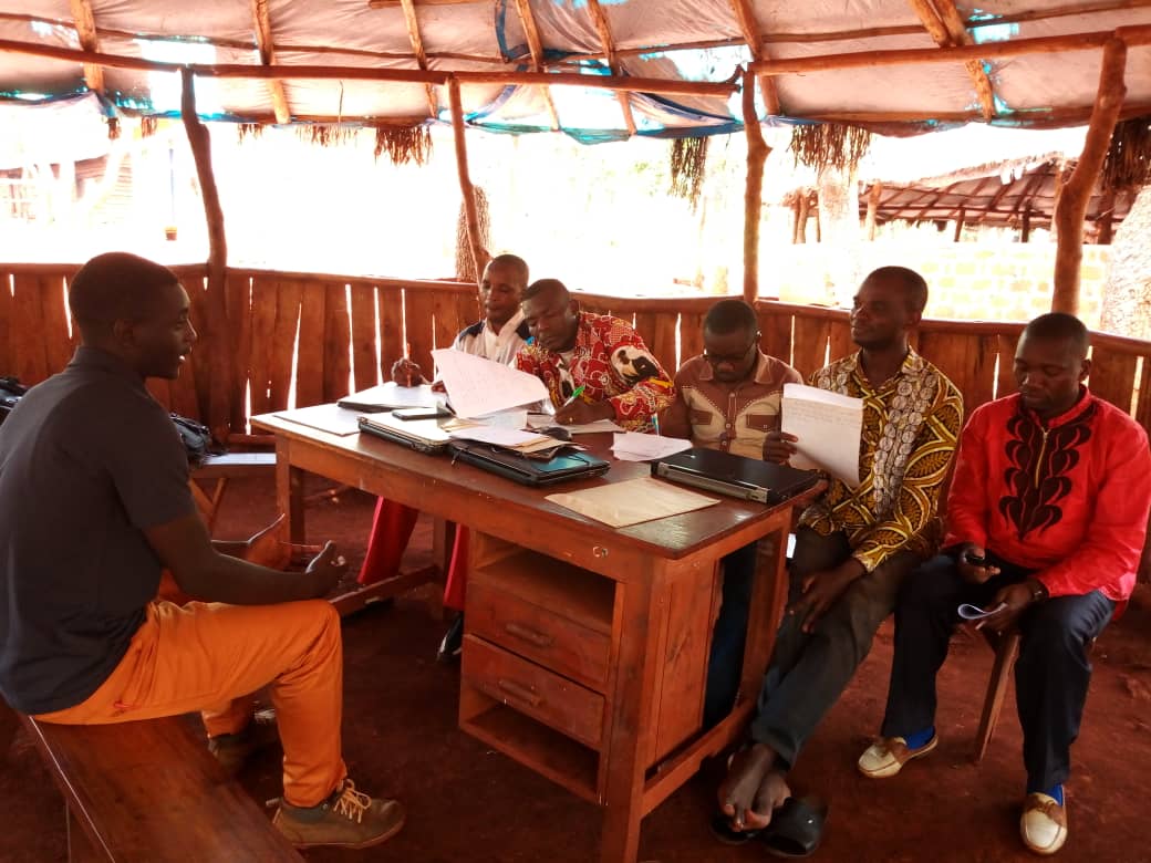 Teaching the English language to refugees at Nyarugusu Refugee Camp in Tanzania. A part of Equipping Hope International.
