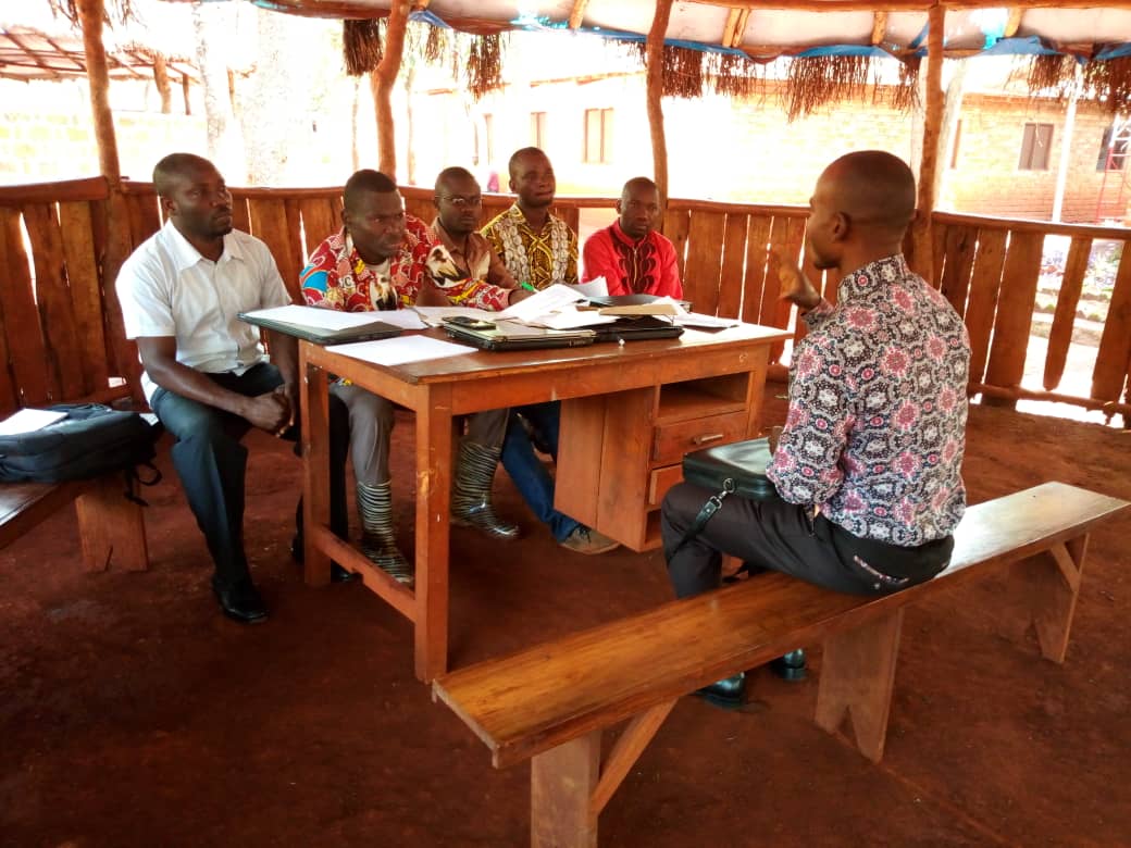 Community lending of microloans for small business start-up costs in Nyarugusu